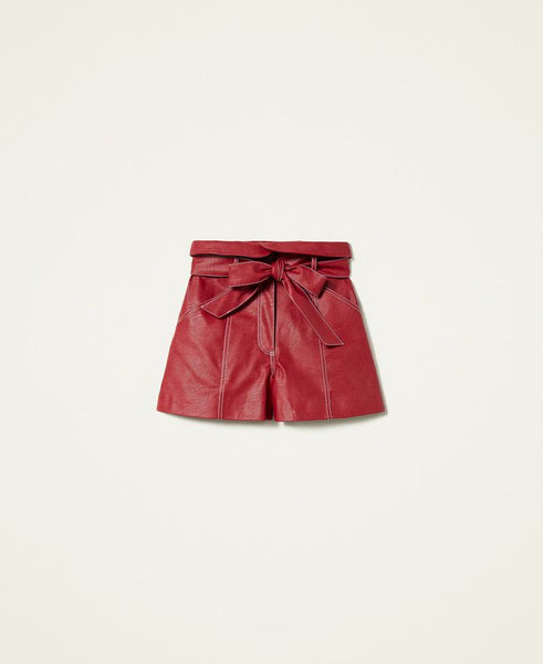 Shorts a vita alta con cintura